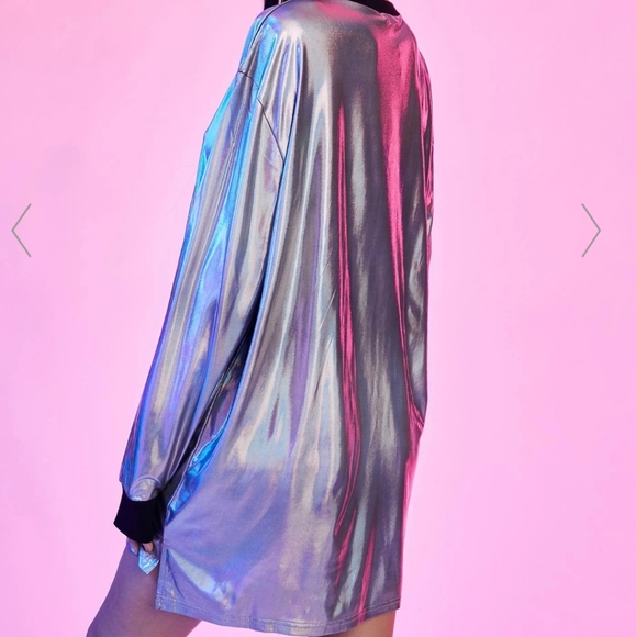 NWT Disco Dreams Holographic Long Sleeve Tee - Picture 2 of 6